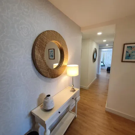 Playa 12 - El Lujo De Estar En 1ª Linea De Playa - Vut-4043-as * Gijón