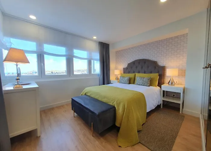 Playa 12 - El Lujo De Estar En 1ª Linea De Playa - Vut-4043-as * Gijón